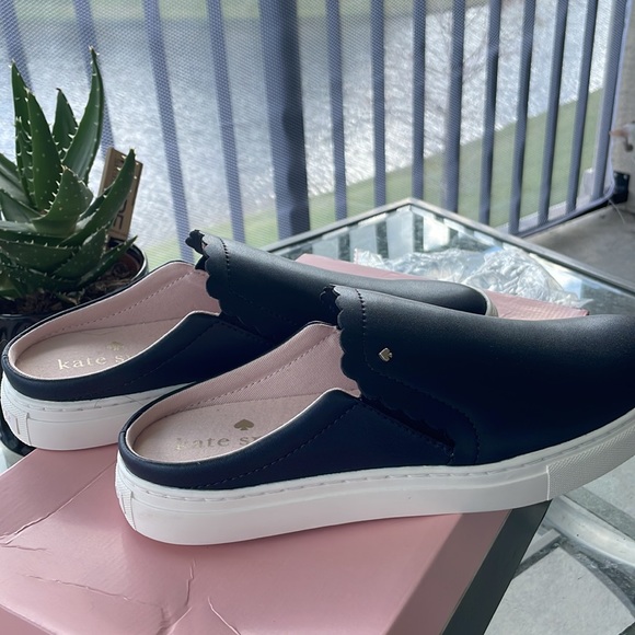 New With Bow Kate Spade Slip on Sneakers - Picture 2 of 7